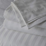 Super King Silver Bedsheet with 4 Pillow Covers